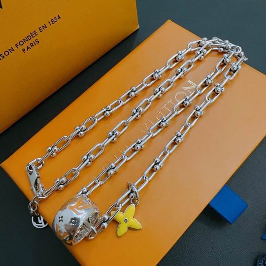 LV Necklace 11lyh357